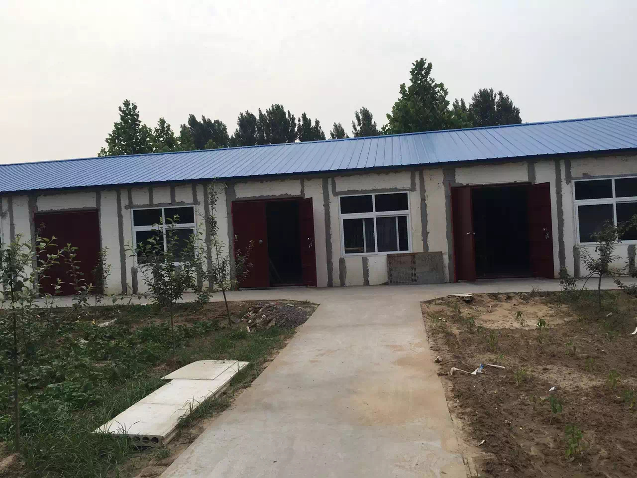 轻质隔墙板施工现场